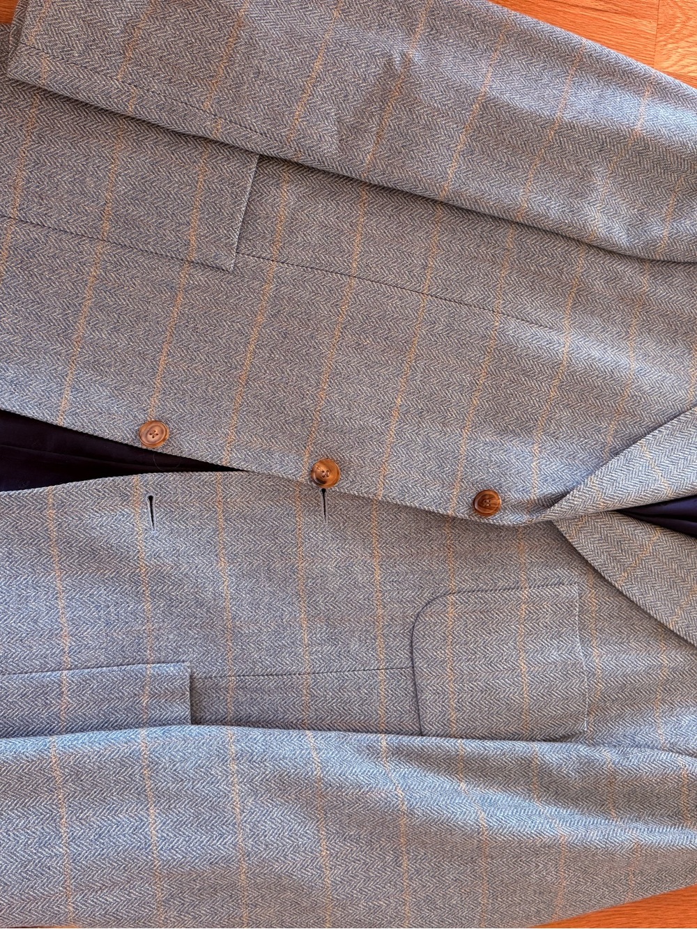 Etienne Aigner Gray Herringbone Blazer with Tan Windowpane